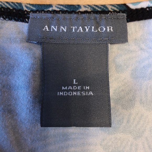 Tropical Floral Print Halter Top by Ann Taylor - Picture 3 of 4